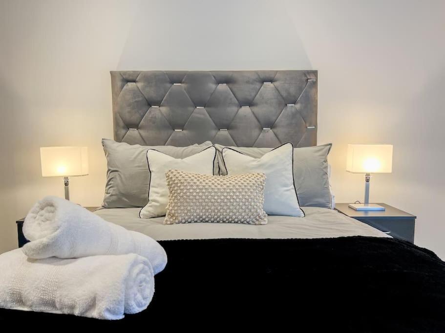 Orange Rentals-High Spec, Midnight Suite, Sleeps 4-Pets Welcome! Liverpool Exteriér fotografie