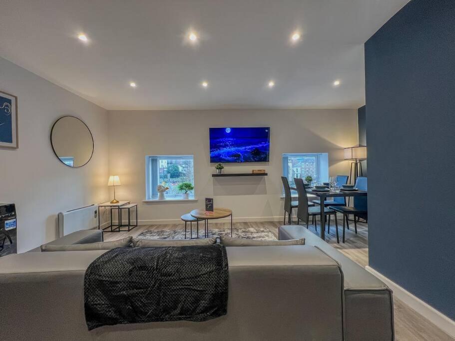 Orange Rentals-High Spec, Midnight Suite, Sleeps 4-Pets Welcome! Liverpool Exteriér fotografie